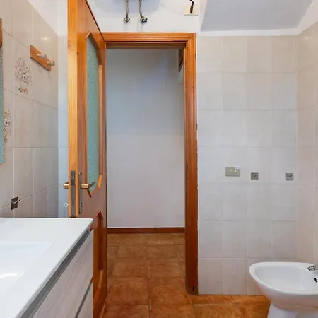 Guesthost - Casa Diletta With Terrace * فيلاّسيمِيوس