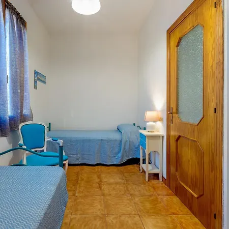 Guesthost - Casa Diletta With Terrace Apartamento Villasimius